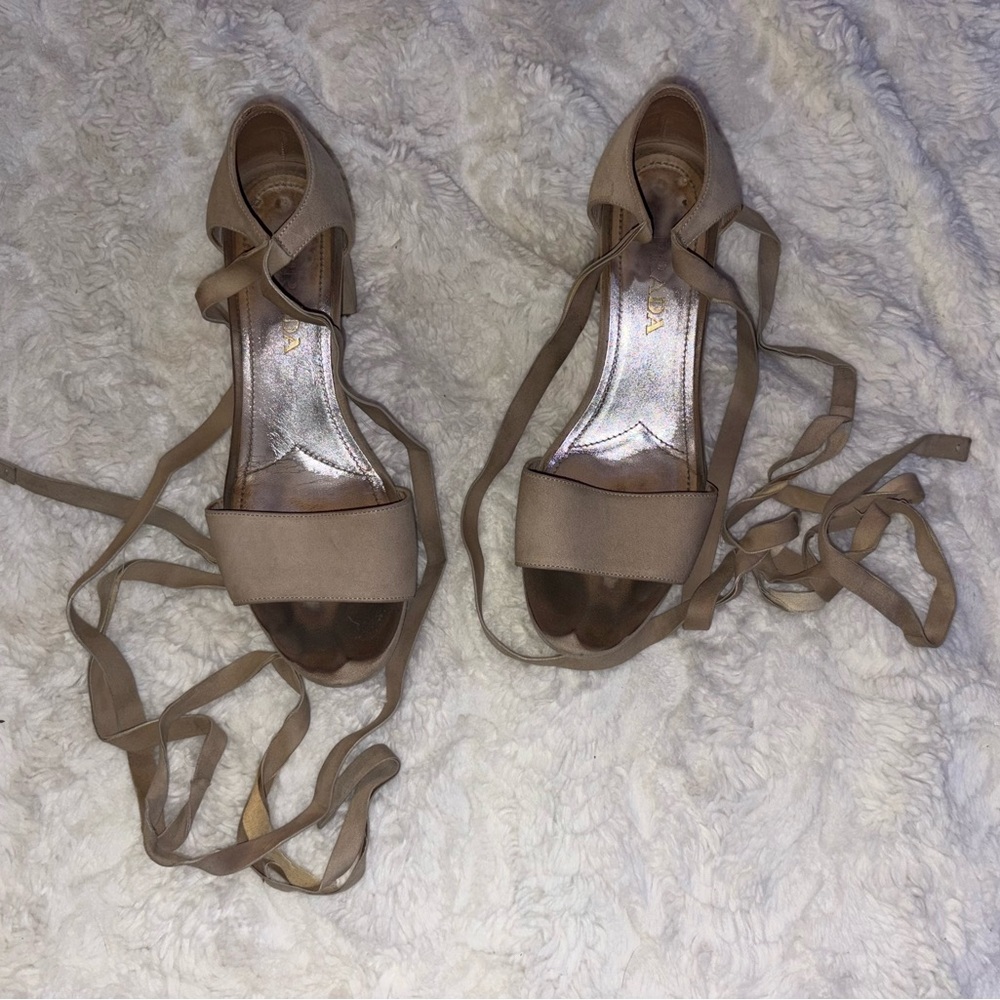 Prada Tan Women's Shoes Size 37